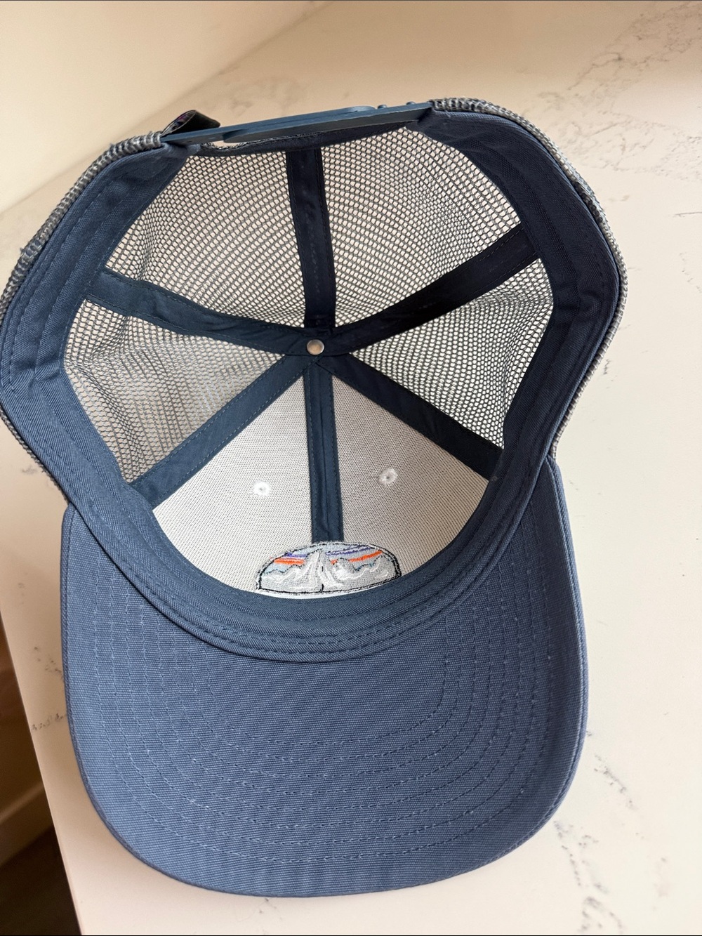 Patagonia trucker hat Mountains Blue Grey Color Mesh Adjustable - Picture 5 of 8